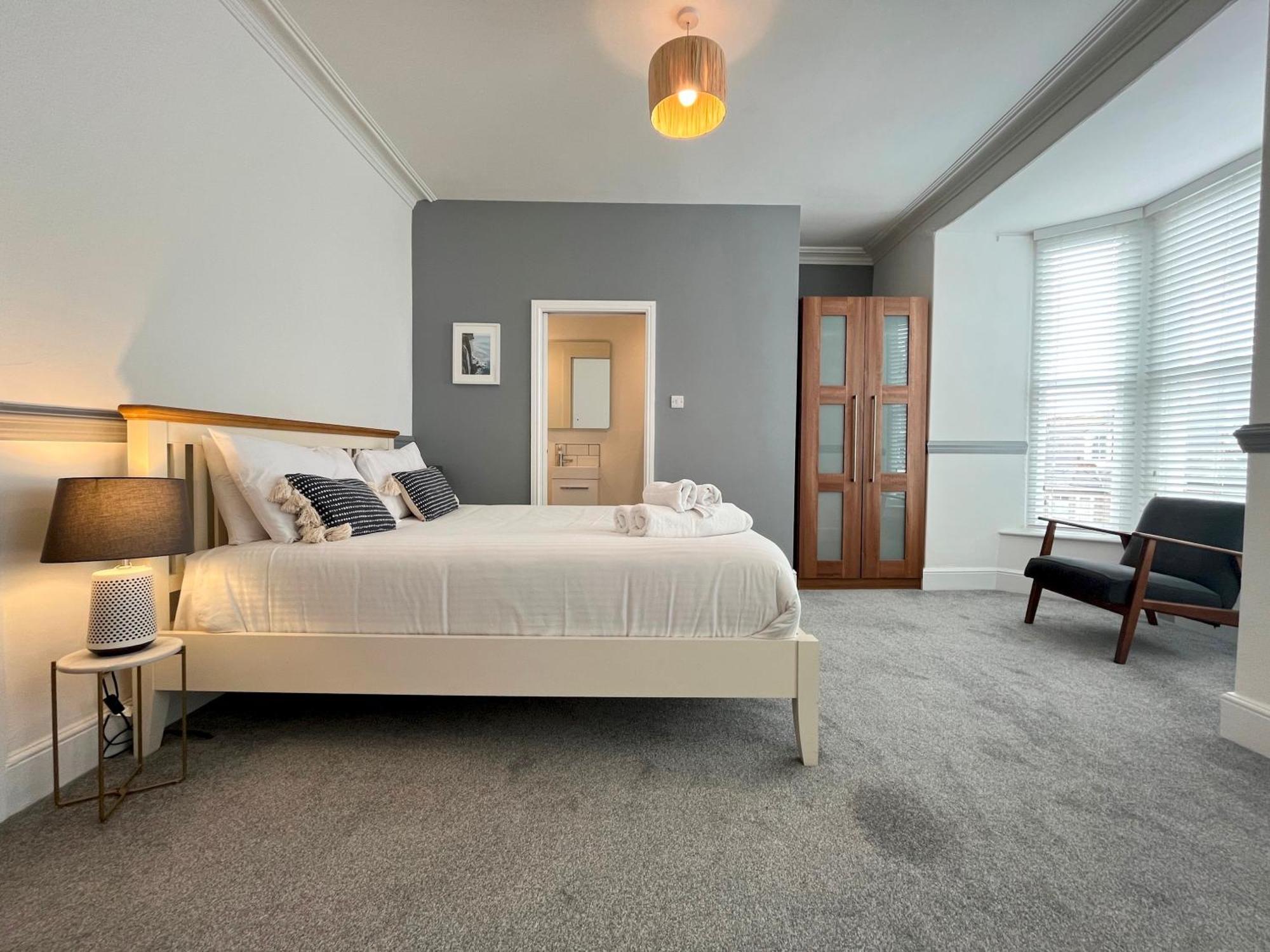 Spacious Home Near Seafront & Train Station 5 Bed Sleeps 10- Central פנזאנס מראה חיצוני תמונה