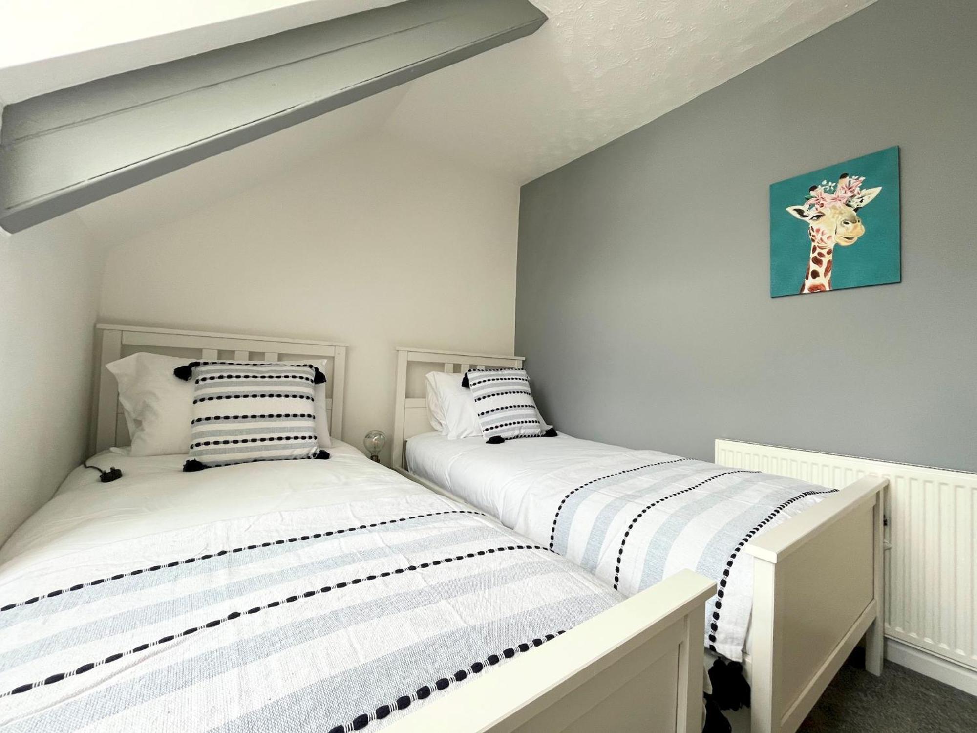 Spacious Home Near Seafront & Train Station 5 Bed Sleeps 10- Central פנזאנס מראה חיצוני תמונה